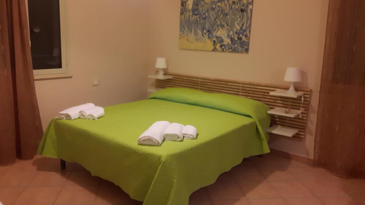 Villa Plaia 卡斯泰拉马莱 外观 照片